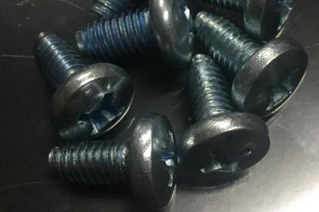 三角螺釘哪家定制好？推薦日升緊固件！