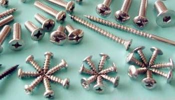 淺析不銹鋼螺釘?shù)纳a(chǎn)流程